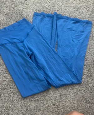 Aerie Crossover Flare Leggings thumbnail 1