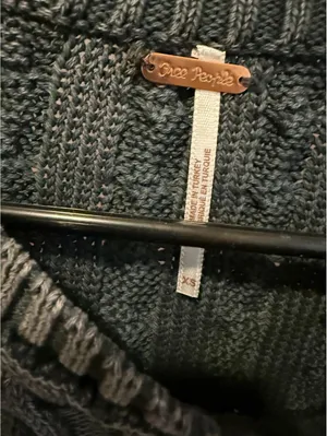 Free People Gray Cable Knit Cropped Sweater XS thumbnail 2