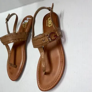 GBG Los Angeles Brown Faux Leather T-Strap Flat Sandals Women's Size 11 thumbnail 3
