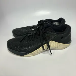 Nike Metcon 5‎ training shoes size 10 black & white sneakers thumbnail 3