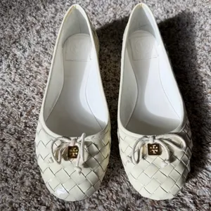 Tory Burch Bleach Prescot Patent Calf Leather Flats thumbnail 4