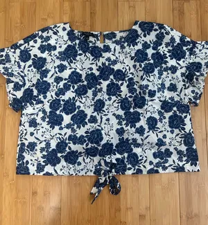 Talbots Top Women’s Large Petite  thumbnail 1