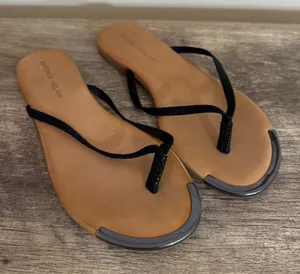 Antonio Melani Black Sandals Flip Flops No Size See Measurements thumbnail 1
