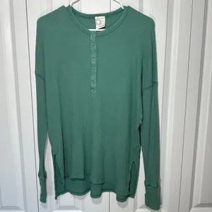 OFFLINE By Aerie Wow! Waffle Henley T-Shirt Long Sleeve Thumbholes Green Small thumbnail 2