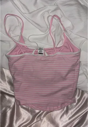 PINK Victoria's Secret tank top thumbnail 1