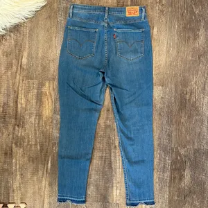 Levi’s Jeans thumbnail 4