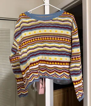 Sweater Multiple Size L thumbnail 1