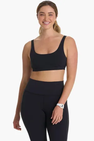 Vuori Daily Bra thumbnail 1