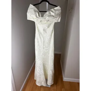 Babyboo EMBERLY MAXI DRESS - IVORY NWT Size Medium thumbnail 5