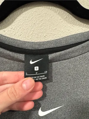 Nike Therma Crewneck Gray and Peach thumbnail 3