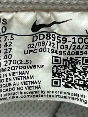 Nike Women’s Size 10 White Air Force 1 '07 Shoes thumbnail 6