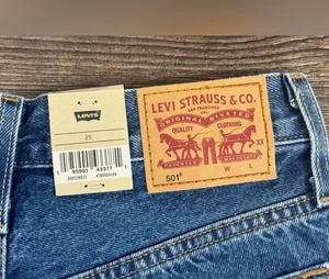 Levi’s NWT 501 Jean Shorts thumbnail 3