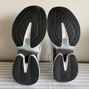 Women's NEW White and Black Shoes Size 39 aka 8 #260330 thumbnail 9