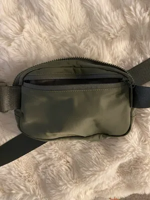 Lululemon Crossbody Bag thumbnail 3
