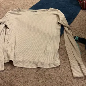 Abercrombie medium top‎ thumbnail 3