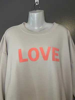 Aerie Sweatshirt Womens Medium Cream LOVE Graphic Fleece Pullover Relaxed Fit thumbnail 1