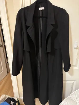 Danielle Bernstein coat  thumbnail 1