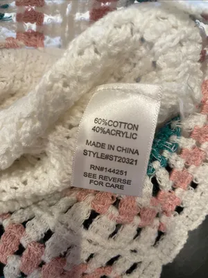 Crochet-Trim White Women's Sweater like new medium thumbnail 6