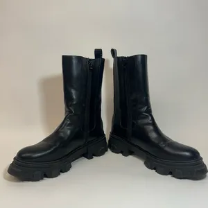 EGO Women’s UK7 (US9) Black Combat Boots thumbnail 2
