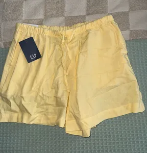 NWT GAP Women’s Yellow Drawstring Linen-Pull On Shorts size M thumbnail 1