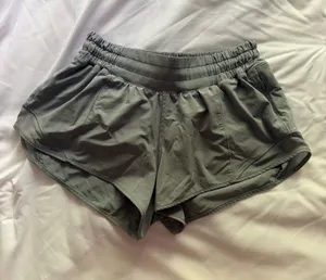 Lululemon Shorts thumbnail 1