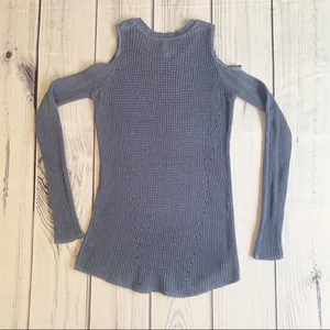 ‎Willow & Clay Cold Shoulder Sweater Tops Small thumbnail 4