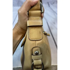 Coach Legacy Leather Flap Shoulder Bag Tan Style F15170 Turnlock thumbnail 8