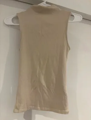 ZARA Cream Sleeveless Top thumbnail 2