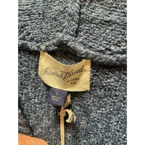 Universal Thread Blue Knit Hooded Poncho Sweater Size L NWT Boho Fall Cozy NWT thumbnail 5