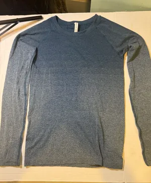 Athleta Momentum Seamless Long Sleeve Crew Top Blue thumbnail 1