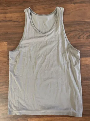 Men’s lululemon cream tank  thumbnail 1