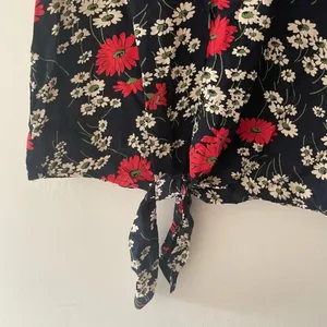 Madewell Women's Hillside Daisies Knot Tie Front‎ Top Floral Print thumbnail 3