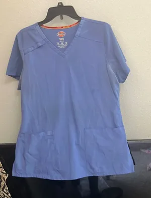 FINAL MARKDOWN Dickies scrub top medium thumbnail 1