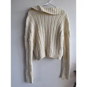 Free People Ivory Cable Knit Hooded V-Neck Cropped Sweater XS OB1234567 thumbnail 3