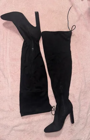 Black suede thigh-high boots  thumbnail 1