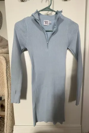 Dress thumbnail 1