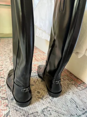 Black Size 8 thumbnail 2