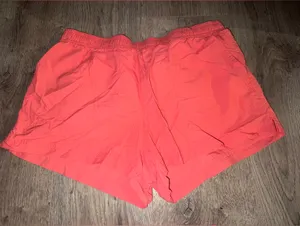 Columbia Bright Orange shorts M/3L women’s thumbnail 1