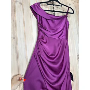 NWT Lulus Showing Off a Little Magenta Asymmetrical Tulip Midi Dress Holiday XS thumbnail 4