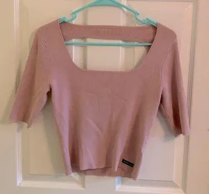 Calvin Klein sweater thumbnail 1
