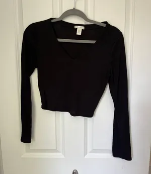 Bozzolo Crop Sweater thumbnail 1