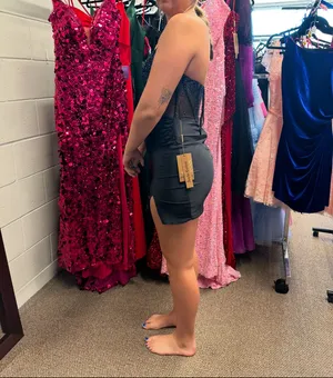 dress size 6 thumbnail 2