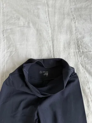 Offline by Aerie navy crossover high rise flare leggings thumbnail 5