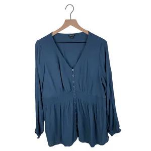 Torrid Blue Gauze Babydoll Top Size 2X Smocked Long Sleeve V-Neck Button Front thumbnail 2