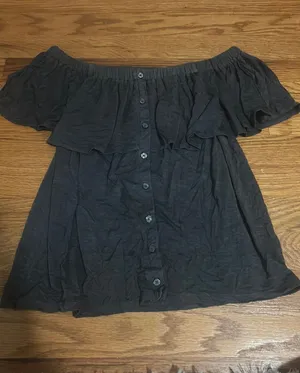 Soft and sexy flowy top Black thumbnail 1