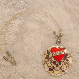 Ed Hardy Shell Pendant Necklace thumbnail 1