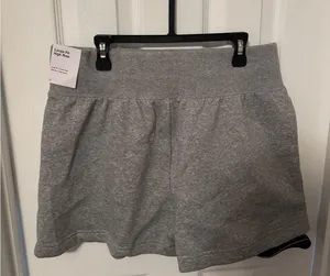 NWT Women's Nike Sportswear Phoenix Fleece Lounge Shorts size medium thumbnail 3