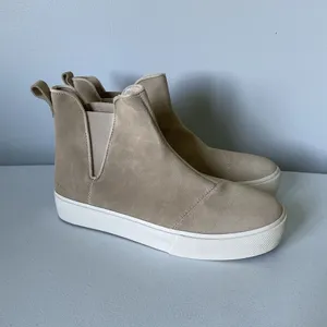 TOMS Fenix Platform Chelsea Shoes Ankle Booties Oatmeal Cream Tan Women's 10 thumbnail 2