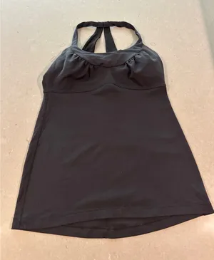 Lululemon scoop me up Black Tank‎ Top Built-In Bra Athletic Workout Tank size 8 thumbnail 1