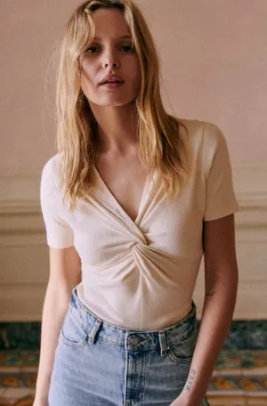 Sezane Cream Maia T-shirt Twist-Front Short Sleeve Top L thumbnail 1